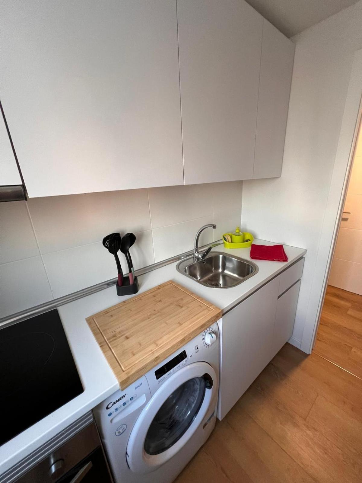 Blois Apartments Ривас-Васиямадрид Екстериор снимка