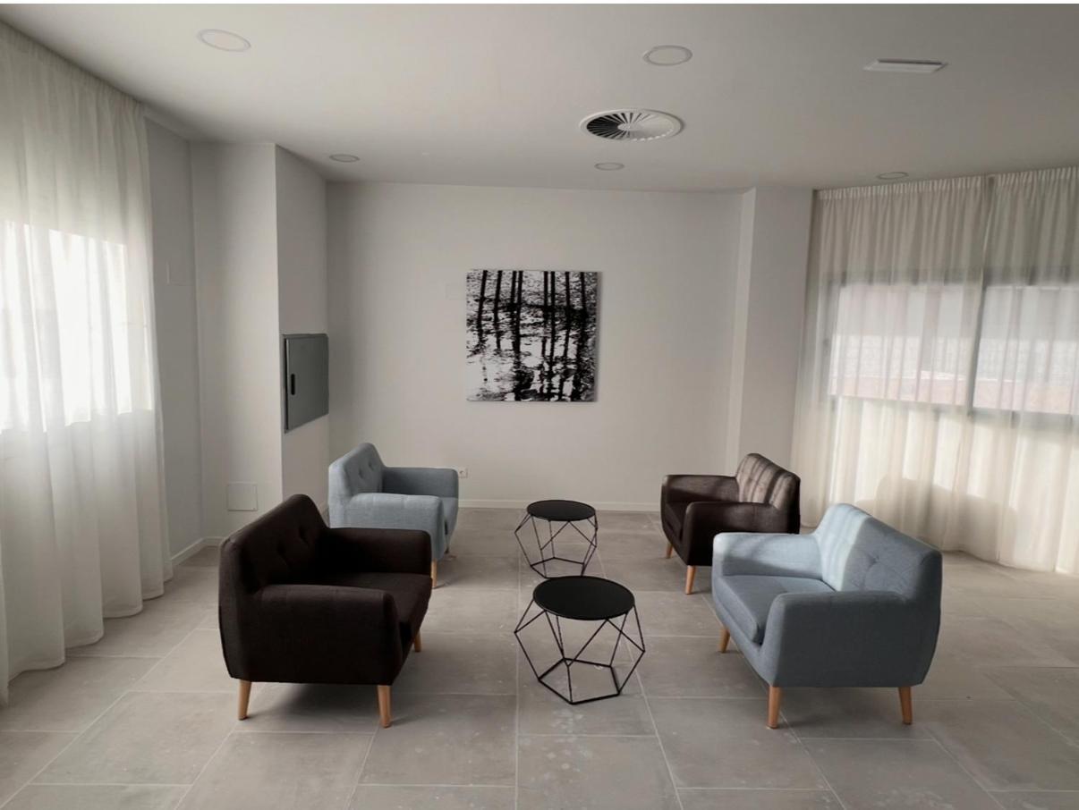Blois Apartments Ривас-Васиямадрид Екстериор снимка