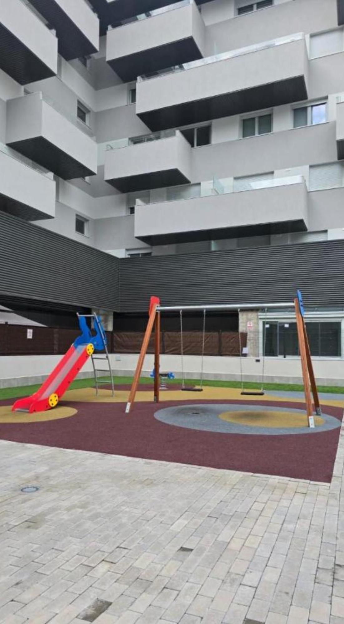Blois Apartments Ривас-Васиямадрид Екстериор снимка