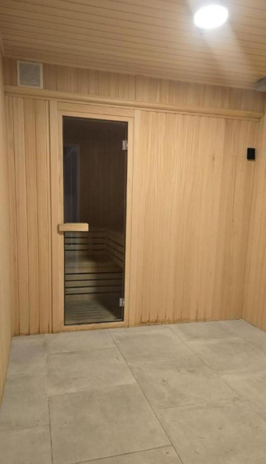 Blois Apartments Ривас-Васиямадрид Екстериор снимка